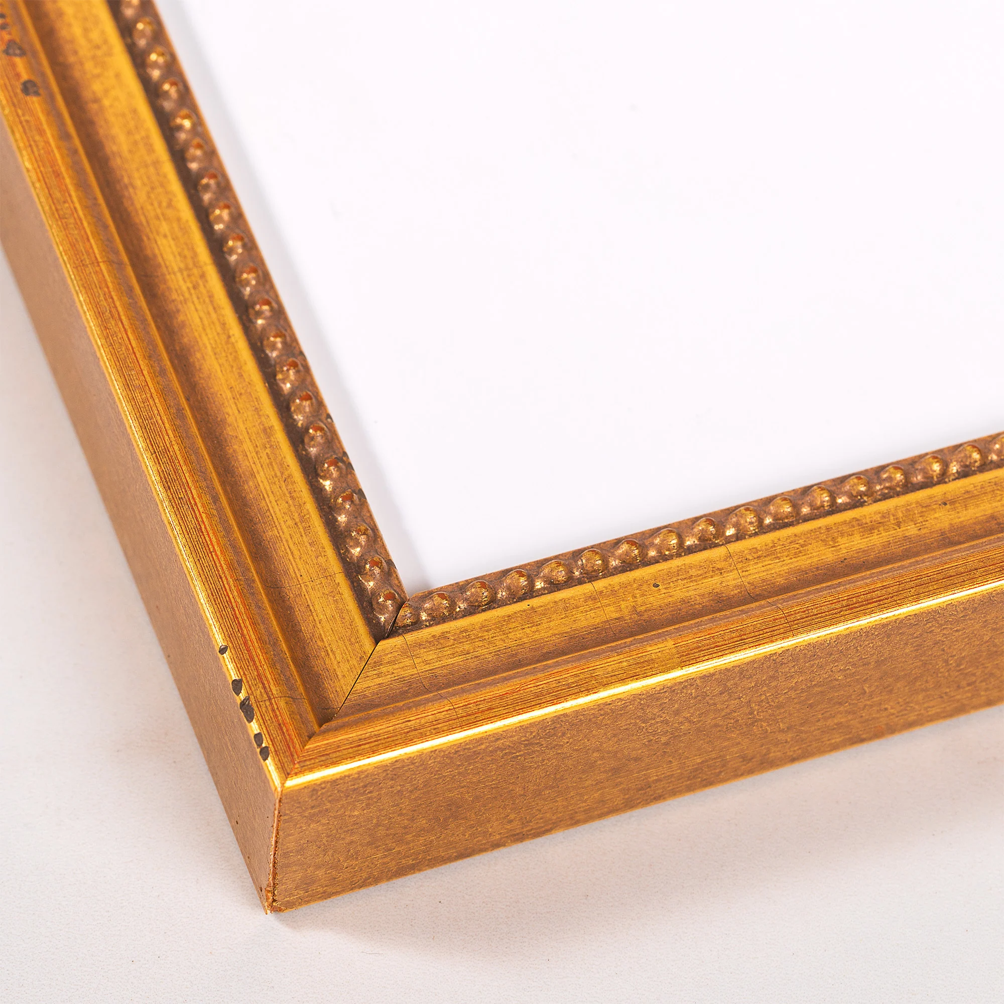 Sassoferrato's Virgin in Prayer Framed Canvas - Sacred Classics Collection - Image 6