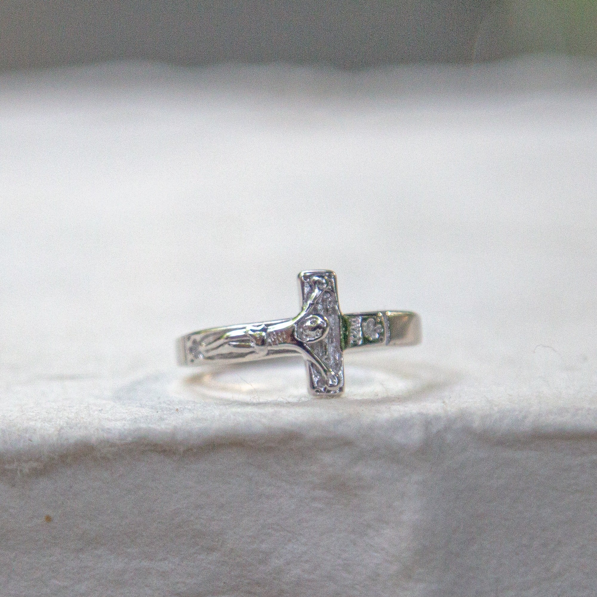 Sterling Silver Horizontal Crucifix Ring